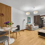 Krolikarnia - 60m2, Parking, Balcony - By Rentujemy * 华沙