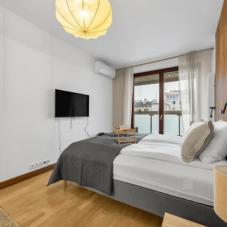 Apartman Krolikarnia - 60m2, Parking, Balcony - By Rentujemy *