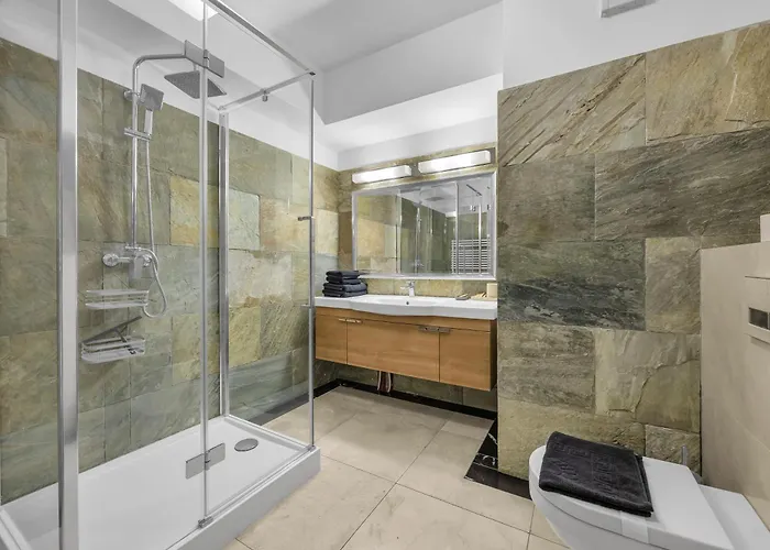 Apartment Krolikarnia - 60m2, Parking, Balcony - By Rentujemy *